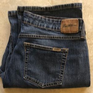 Levi's Low Rise Boot Cut Size 12